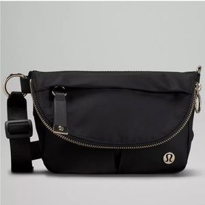 Lululemon All Night Festival Bag Black/Gold Micro